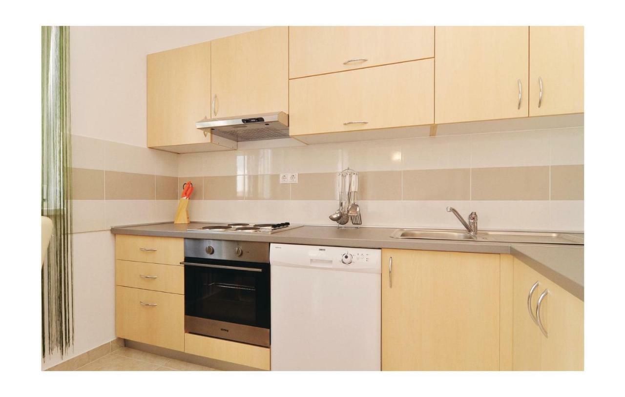 Apartment Mlasina-3 Nin Bagian luar foto